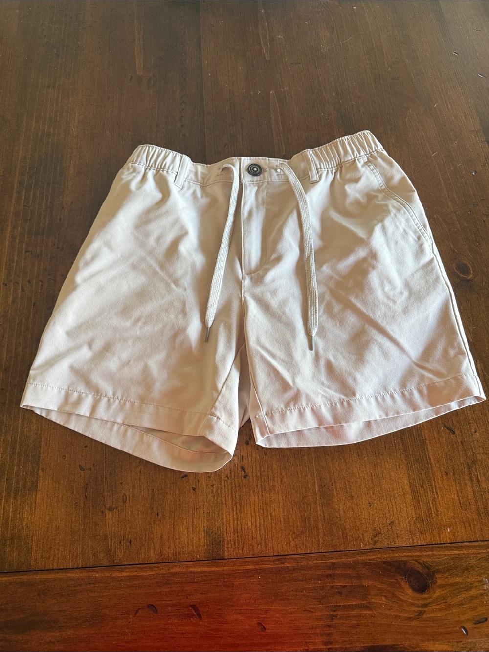 chubbies Light Beige Everywear 6” Drawstring Shorts Medium